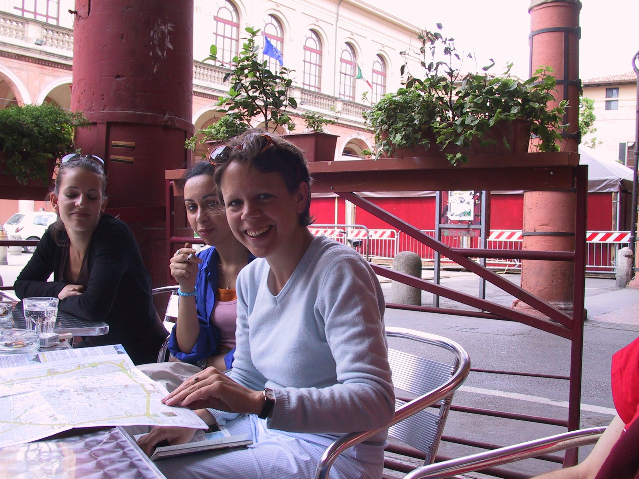 Stefanie, Laura, Angela
